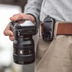 Fixation Sac à Dos Beetle Camera Clip - PGYTech -Magasin D’Équipement De Caméra D’Action beetle camera clip pgytech 2