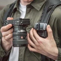 Fixation Sac à Dos Beetle Camera Clip - PGYTech -Magasin D’Équipement De Caméra D’Action beetle camera clip pgytech 3