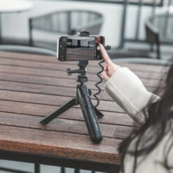 CapLock MantisPod Power Insta360 Edition PGYTECH 20 CapLock MantisPod Power Insta360 Edition PGYTECH -Magasin D’Équipement De Caméra D’Action caplock mantispod power insta360 edition pgytech 8