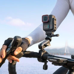 Fixation Standard Pour Insta360 Ace Series -Magasin D’Équipement De Caméra D’Action fixation standard pour insta360 ace series 9