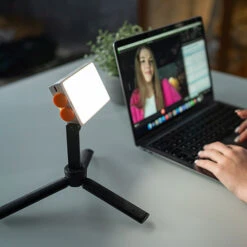 Zhiyun Fiveray M40 Lampe De Poche 360 -Magasin D’Équipement De Caméra D’Action lampe de poche 360 zhiyun fiveray m40 4