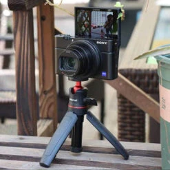 Mini Trépied Ulanzi MT-08 -Magasin D’Équipement De Caméra D’Action mini trepied ulanzi mt 08 6