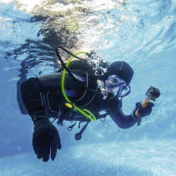 Poignée Flottante - The Basic Bobber 15 Poignée Flottante - The Basic Bobber -Magasin D’Équipement De Caméra D’Action poignee flottante the basic bobber 1 6