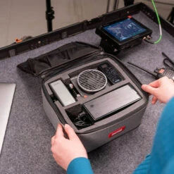 Torche Zhiyun Molus X100 Combo -Magasin D’Équipement De Caméra D’Action torche zhiyun molus x100 combo 7